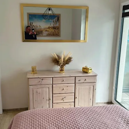 Goldhome * Ustronie Morskie