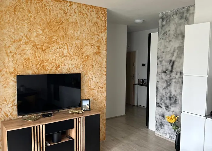 Goldhome Апартаменты