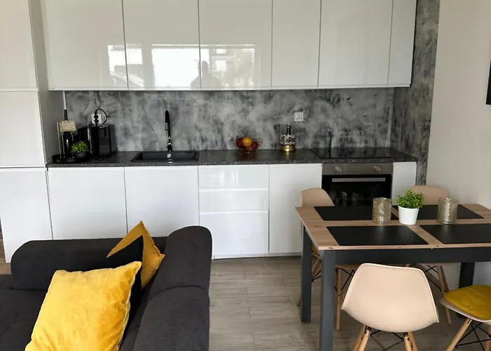 Goldhome Апартаменты *